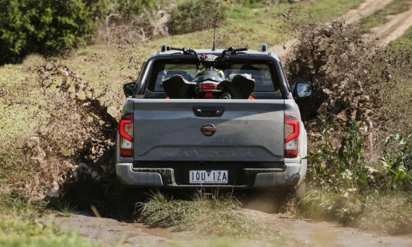 Дилер привез в Россию особую версию нового пикапа Nissan Navarra Дилер привез в Россию особую версию нового пикапа Nissan Navarra