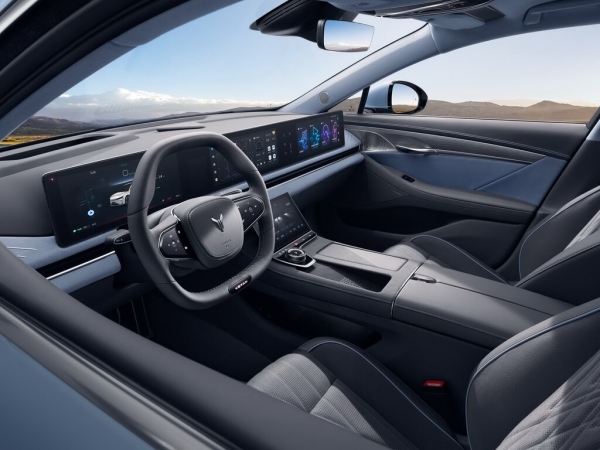 Для рынка России анонсирован гибридный седана Voyah Passion Для рынка России анонсирован гибридный седана Voyah Passion