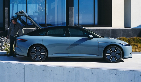 Sony и Honda показали серийный лифтбек Afeela 1 Sony и Honda показали серийный лифтбек Afeela 1