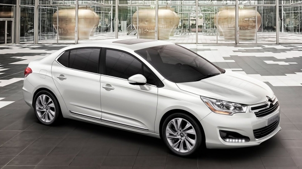 Какие авто с пробегом можно купить в России за 600 тысяч рублей Какие авто с пробегом можно купить в России за 600 тысяч рублей