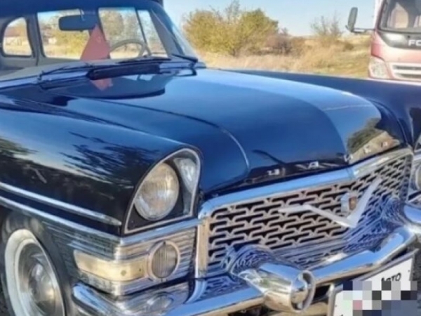 В Калининграде продают редкий отечественный автомобиль за огромные деньги В Калининграде продают редкий отечественный автомобиль за огромные деньги