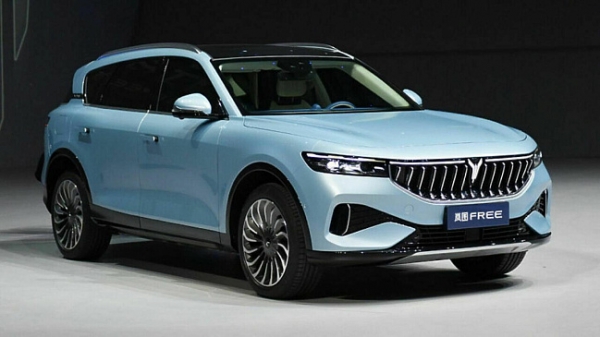 Voyah определился с датой появления в России дальнобойного гибридного седана Voyah определился с датой появления в России дальнобойного гибридного седана