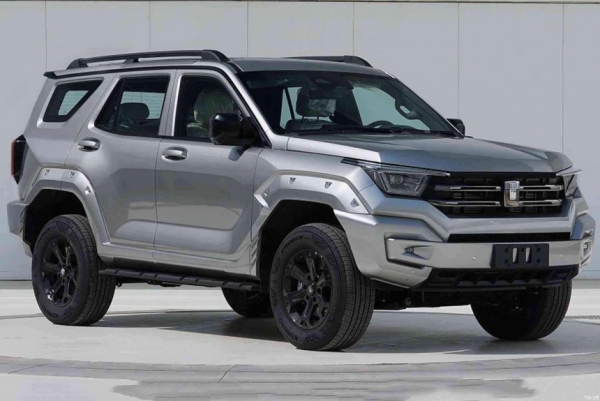 Tank 400 обрел турбодизель и скоро станет супергибридом Hi4-Z Tank 400 обрел турбодизель и скоро станет супергибридом Hi4-Z