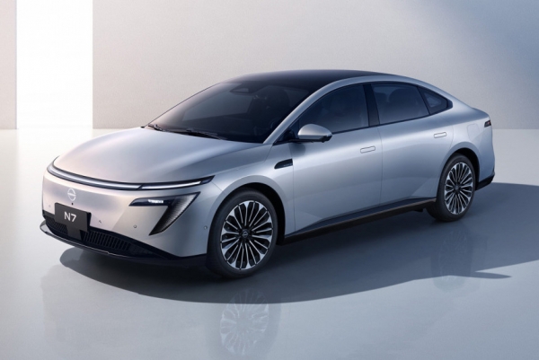 Заднеприводный седан Nissan N7 готов к производству