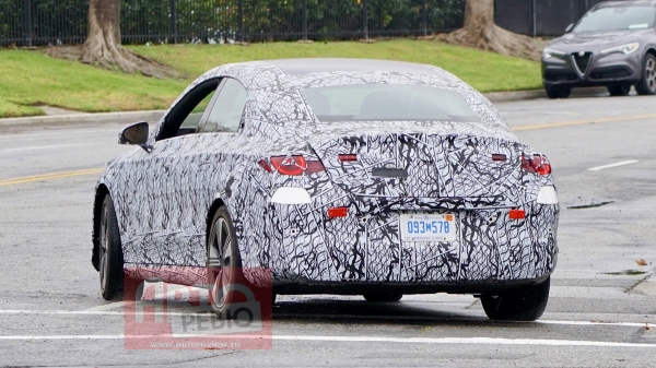 Новый Mercedes-Benz CLA замечен на испытаниях в США Новый Mercedes-Benz CLA замечен на испытаниях в США
