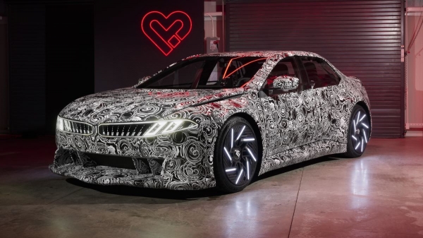 Прототип BMW VDX намекнул на драйверский электромобиль