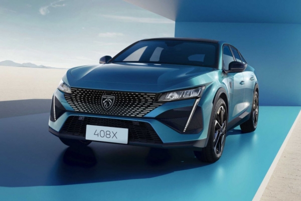 Кросс-лифтбек Peugeot 408X добрался до России: объявлена цена Кросс-лифтбек Peugeot 408X добрался до России: объявлена цена