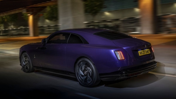 Rolls-Royce Black Badge Spectre стал самой мощной моделью марки Rolls-Royce Black Badge Spectre стал самой мощной моделью марки