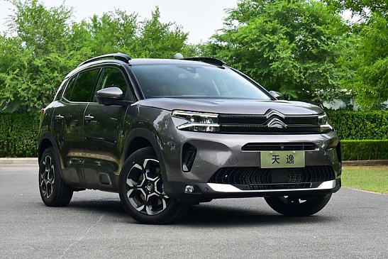 Citroen защитил дизайн серийного Citroen C5 Aircross 2025 года 