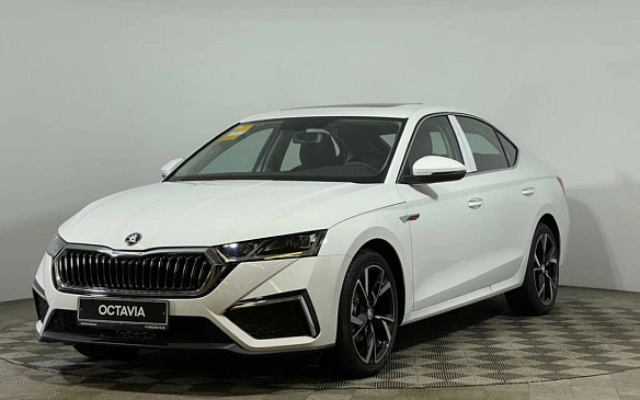 Любимая Skoda россиян вернулась по цене базовой LADA Aura Любимая Skoda россиян вернулась по цене базовой LADA Aura