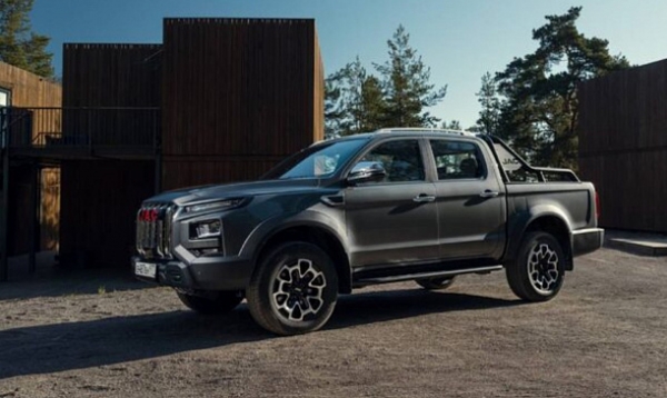 Марка GAC представила обновленную версию кроссовера GS8 для России