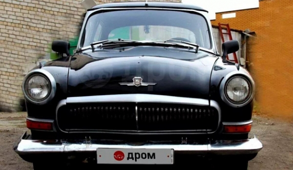 В Чите продают раритетный ГАЗ-12 ЗИМ по очень бюджетной цене В Чите продают раритетный ГАЗ-12 ЗИМ по очень бюджетной цене