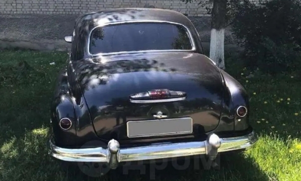 В Чите продают раритетный ГАЗ-12 ЗИМ по очень бюджетной цене В Чите продают раритетный ГАЗ-12 ЗИМ по очень бюджетной цене