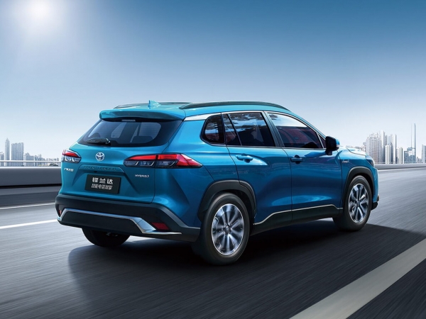 В РФ есть недорогой кроссовер Toyota доступнее авто из КНР