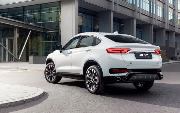 В России подешевел кроссовер-клон Geely Tugella: актуальная цена 