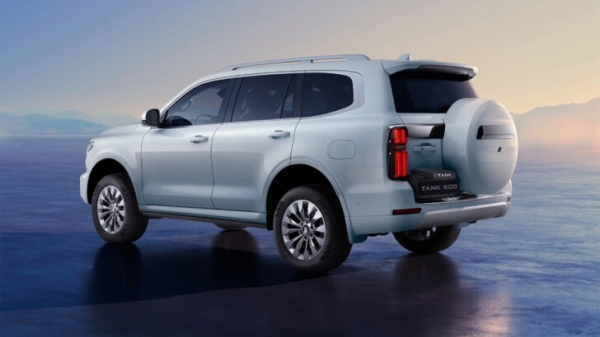 В России подешевели рамные внедорожники Tank 500