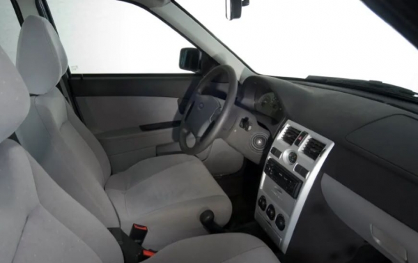 В России за дорого продают новую «Приору» с необкатанным мотором В России за дорого продают новую «Приору» с необкатанным мотором