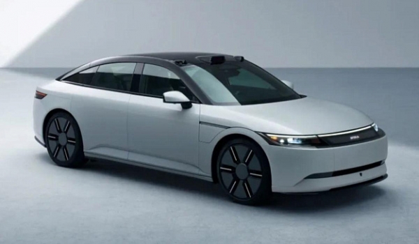 В Россию привезли новые кроссоверы Honda дешевле «Лады» и «Москвича» В Россию привезли новые кроссоверы Honda дешевле «Лады» и «Москвича»