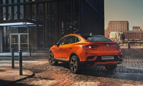 В Россию вернулся популярный купе-кроссовер Renault европейской сборки В Россию вернулся популярный купе-кроссовер Renault европейской сборки