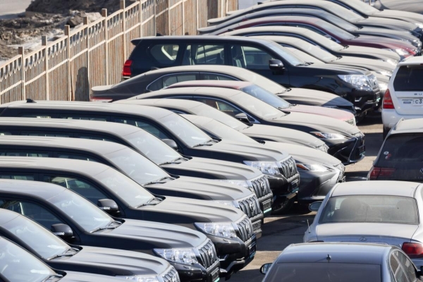 Закрытие ДЦ и увольнения: что ждет авторынок в 2025 году Закрытие ДЦ и увольнения: что ждет авторынок в 2025 году