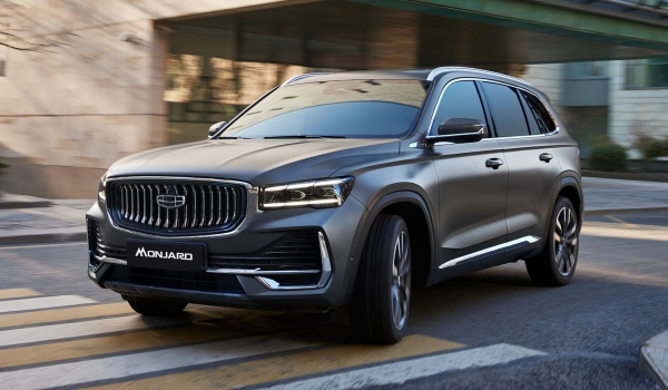 Дайджест дня: синие Лады, универсал BYD и другие события индустрии Дайджест дня: синие Лады, универсал BYD и другие события индустрии