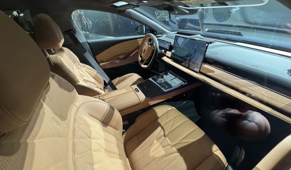 Представлен большой гибридный седан Geely Galaxy Starshine 8 EM Представлен большой гибридный седан Geely Galaxy Starshine 8 EM