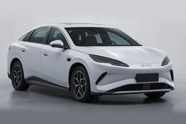 На подходе электрический седан BYD Seal 06 EV На подходе электрический седан BYD Seal 06 EV