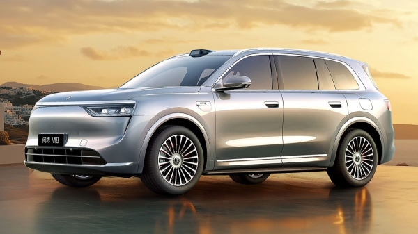 Кроссовер Aito/Seres M8 даст бой старшим моделям Li Кроссовер Aito/Seres M8 даст бой старшим моделям Li