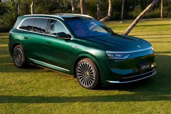 Кроссовер Aito/Seres M8 даст бой старшим моделям Li Кроссовер Aito/Seres M8 даст бой старшим моделям Li