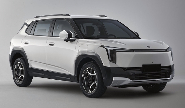 Концерн Dongfeng показал компактный паркетник Nammi 06 Концерн Dongfeng показал компактный паркетник Nammi 06