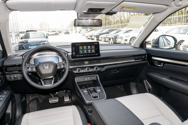 На рынок России вернулся самый надежный в мире компакт-кросс 