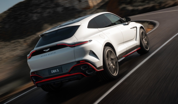 Кроссовер Aston Martin DBX S: новая топ-версия