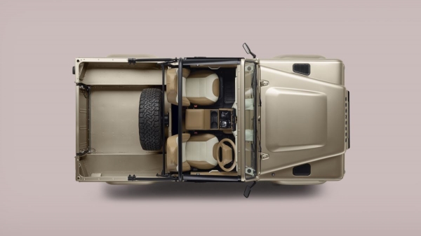 Классический Defender 90: вторая жизнь с V8 и открытым верхом Классический Defender 90: вторая жизнь с V8 и открытым верхом