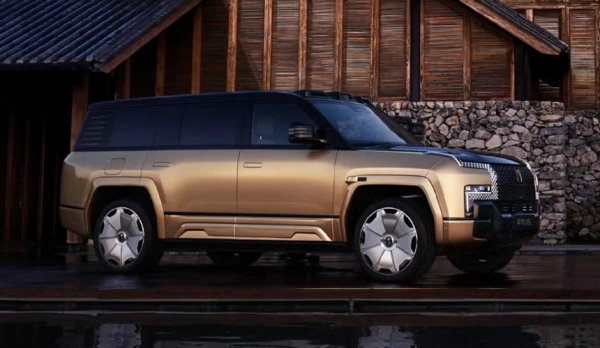 Дайджест дня: 100 тысяч Tonale, китайская Aura и другие события индустрии