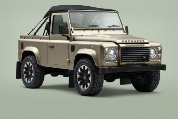 Классический Defender 90: вторая жизнь с V8 и открытым верхом Классический Defender 90: вторая жизнь с V8 и открытым верхом