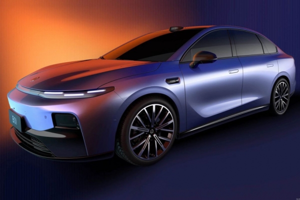 Седан Leapmotor B01 дебютировал в Китае Седан Leapmotor B01 дебютировал в Китае