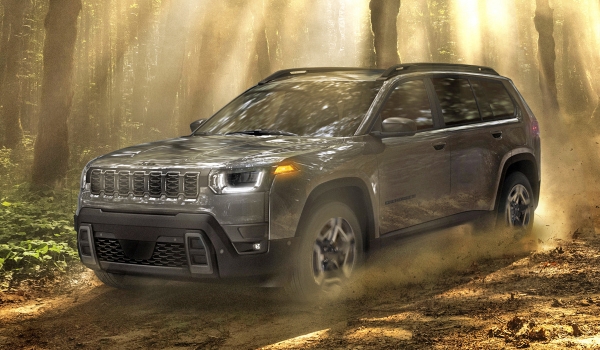 Новый Jeep Cherokee: первые изображения Новый Jeep Cherokee: первые изображения