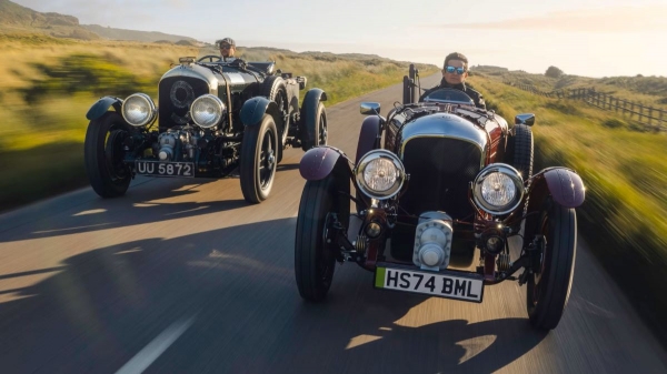 Уменьшенный Bentley Blower Jnr вышел на дороги общего пользования Уменьшенный Bentley Blower Jnr вышел на дороги общего пользования