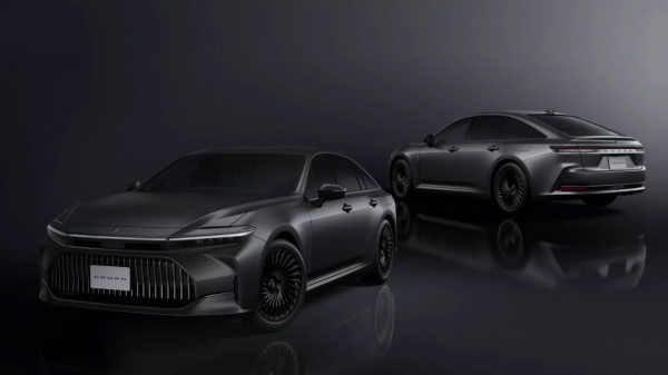 Седан Toyota Crown обрел роскошные юбилейные версии Седан Toyota Crown обрел роскошные юбилейные версии