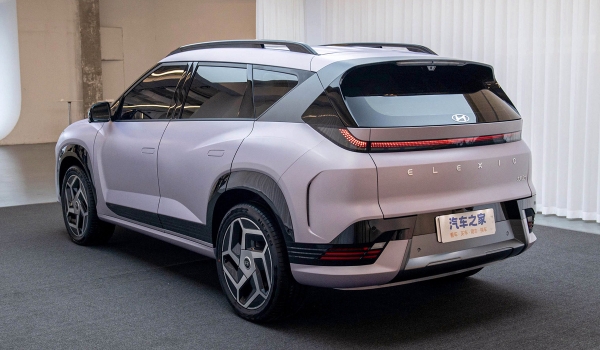 Кроссовер Hyundai Elexio стал первенцем нового семейства Кроссовер Hyundai Elexio стал первенцем нового семейства