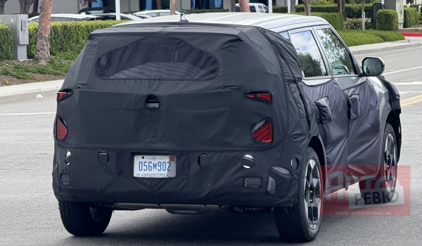 Новый кроссовер Kia Seltos замечен на дорожных испытаниях