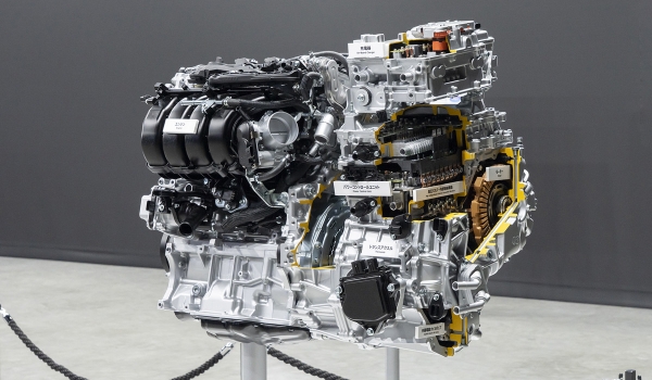 Представлена новая Toyota RAV4: только гибриды