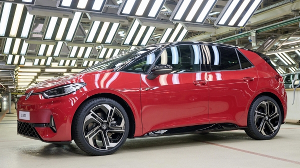 Дайджест дня: полицейский Cullinan, неувядающая Zonda и другие события индустрии Дайджест дня: полицейский Cullinan, неувядающая Zonda и другие события индустрии