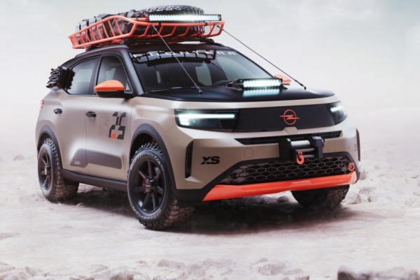 Кроссовер Opel Frontera прикинулся суровым внедорожником