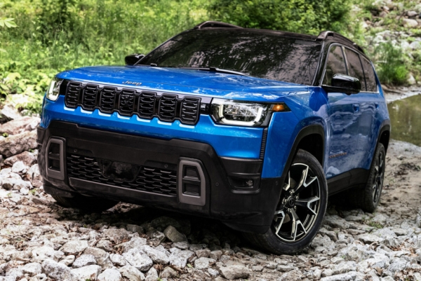 Новый Jeep Cherokee: первые изображения Новый Jeep Cherokee: первые изображения