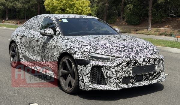 Новые Audi Q7 и Audi RS 5 вышли на дорожные испытания