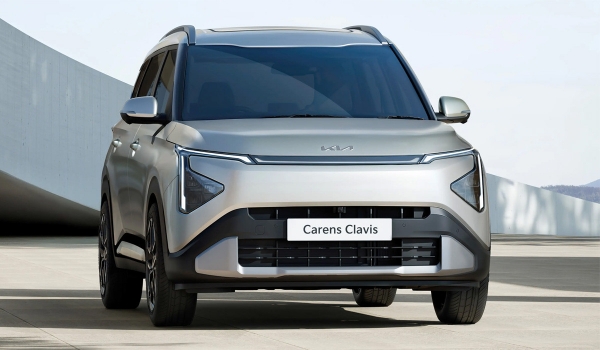 Трехрядный кроссовер Kia Carens Clavis: рестайлинг и новые опции Трехрядный кроссовер Kia Carens Clavis: рестайлинг и новые опции