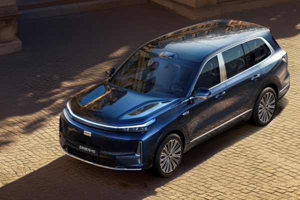 Кроссовер Geely Galaxy M9 вышел против больших гибридов Кроссовер Geely Galaxy M9 вышел против больших гибридов