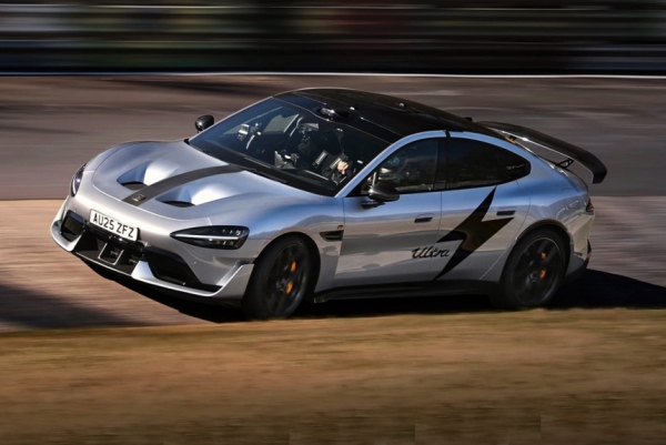 Xiaomi SU7 Ultra поставил рекорд Нюрбургринга среди электромобилей