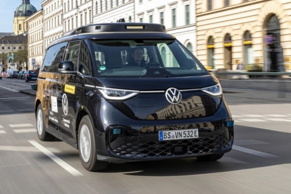 Беспилотный Volkswagen ID. Buzz AD готов стать серийным